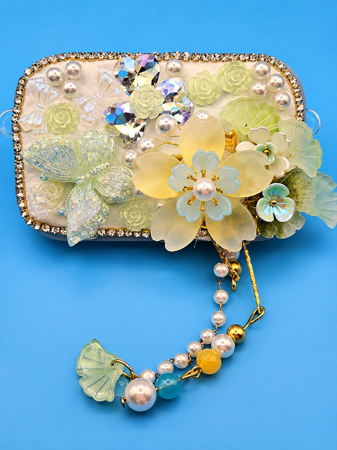 Luxury Phone Clip with Built-In Mirror | Handmade Kawaii Phone Accessory